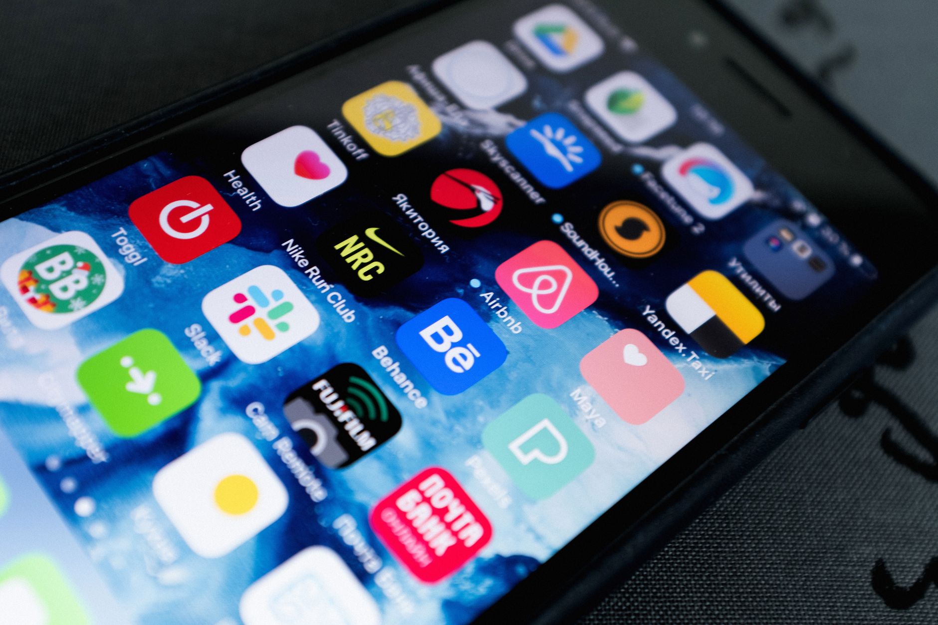 iOS 27.2 beta testing